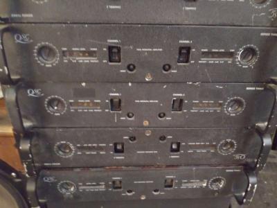 QSC Series 3 professional amplifiers 100 each - Thumbnail 3