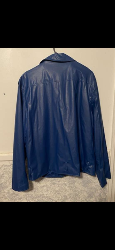 Jacket - Thumbnail 2