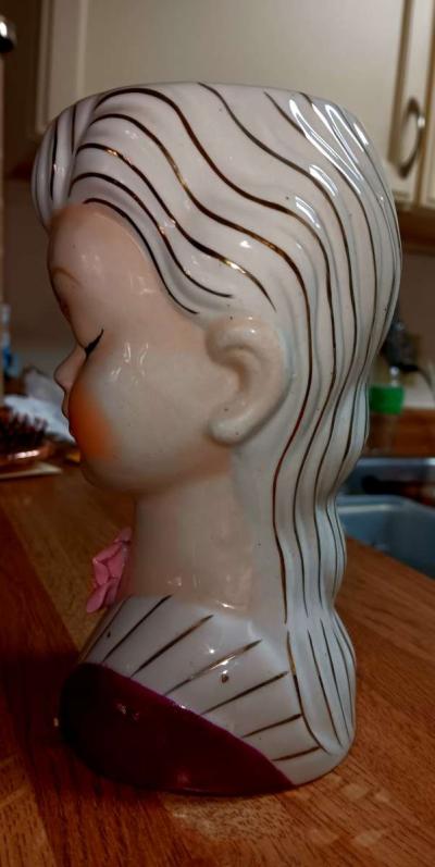 vintage 13 in porcelain painted female beauty head - Thumbnail 3