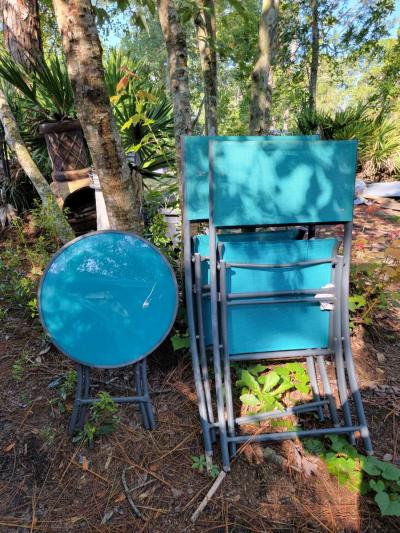 bistro table and chairs set - Thumbnail 2