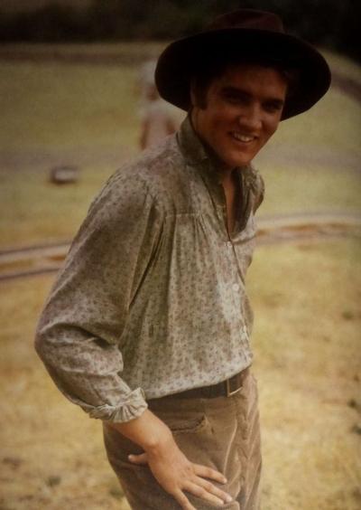 1987 ELVIS 10TH ANNIVERSARY MEMORIAL EDITION MAGAZINE - Thumbnail 3