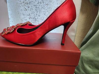 Roger Vivier Red shows size 8 - Thumbnail 2