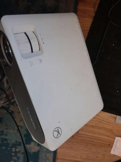 projector - Thumbnail 3