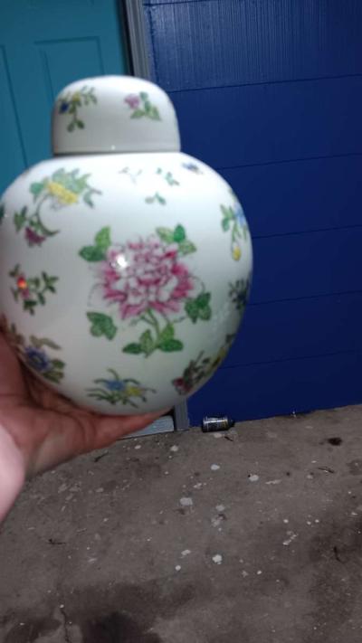 lord and Taylor hanpainted vase - Thumbnail 2
