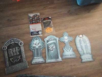 Huge Halloween sale - Thumbnail 2