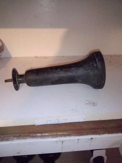 brass candle holder from Shinto shrine - Thumbnail 2