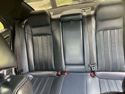 Chrysler 300 - Thumbnail 6