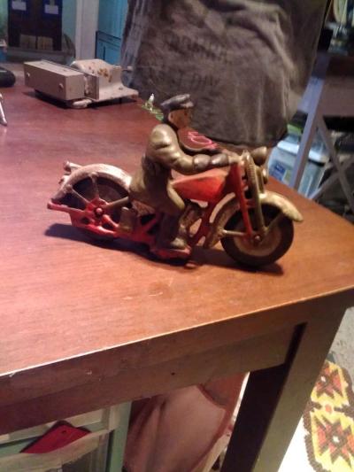 hubley cast iron toy patrol motorcycle - Saint Petersburg, Florida
