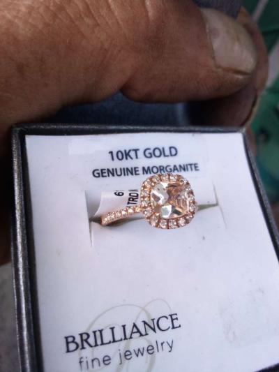 10 karat rose gold morganite diamond ring - Adelanto, California