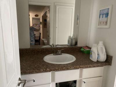 Needing a roommate - Thumbnail 6