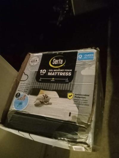 10 serta mattress - Thumbnail 2