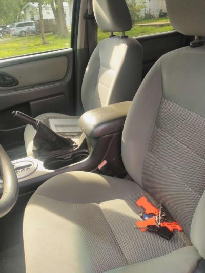 2007 Ford Escape - Thumbnail 3