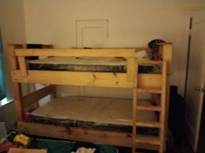 bunk beds - Thumbnail 3