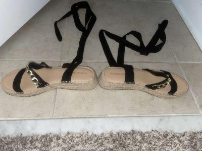 Sandals - Thumbnail 2