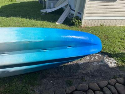 Kayak - Thumbnail 3