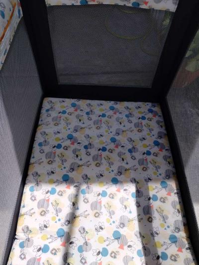 playpen and highchair - Thumbnail 2