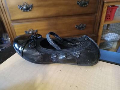 clothing - Thumbnail 4