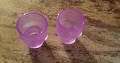 3D skull shot glasses glow in the dark UV - Thumbnail 3