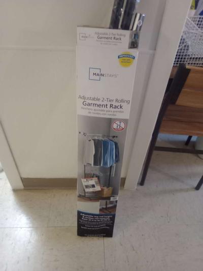 adjustable 2 tier rolling garment rack - Ambridge, Pennsylvania