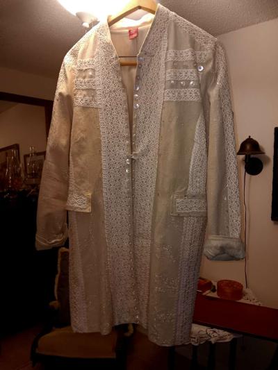 New beautiful  long creme with lace linen jacket - Thumbnail 2