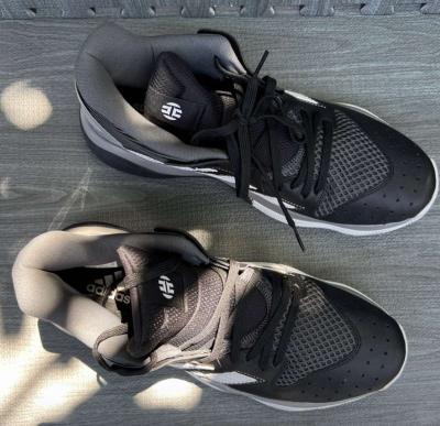 mens basketball size 12 and a half - Thumbnail 4