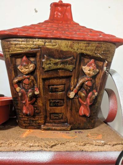 1950 to 1970 Fairy Pixie Schoolhouse cookie jar - Thumbnail 4