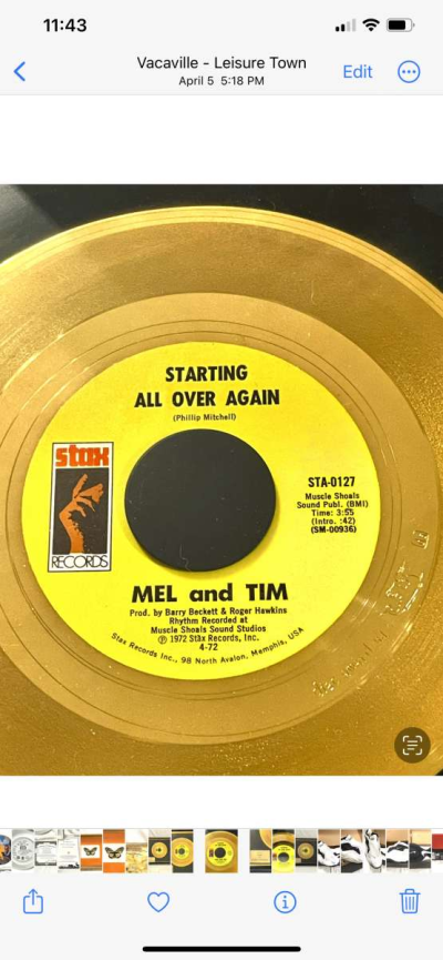 1972 Phillip Morris Starting all over again gold record - Thumbnail 3