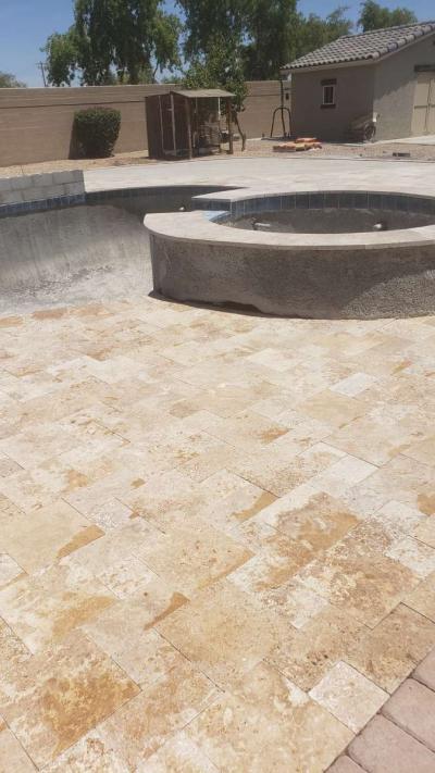 instalation Pavers Grass Travertine