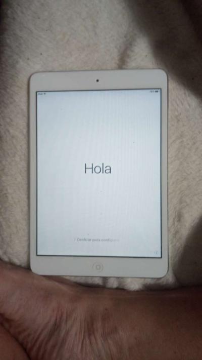 iPad generation - Thumbnail 2