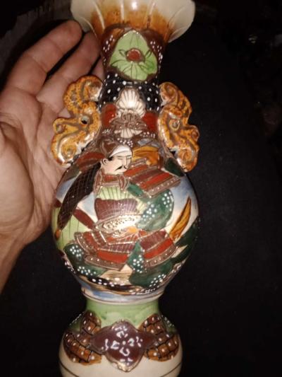 hand painting Chinese vase - Riverside, California