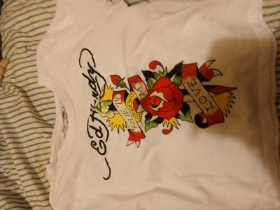 Ed Hardy tshirt size large womens - Thumbnail 3