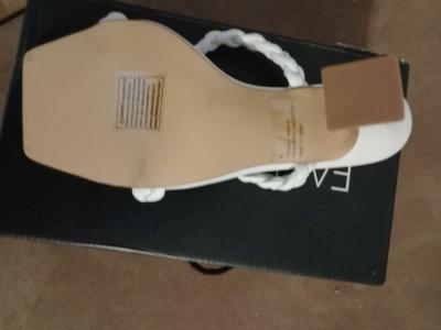 wish and waiting heels - Thumbnail 4