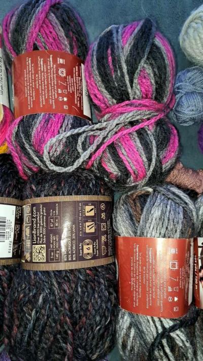 box of yarn - Thumbnail 2