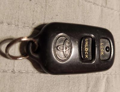Toyota keyless remote entry FCC ID GQ43VT14T 1470102849 - Thumbnail 3