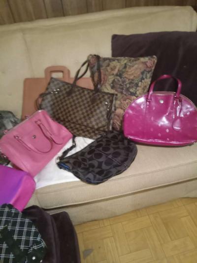 purses wristlet and wallets - Thumbnail 5