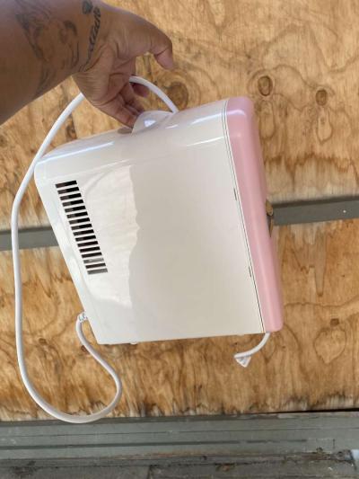 skin care mini fridge - Thumbnail 2