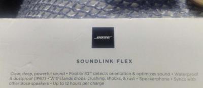 Bose SoundLink Flex Portable Speaker - Thumbnail 4