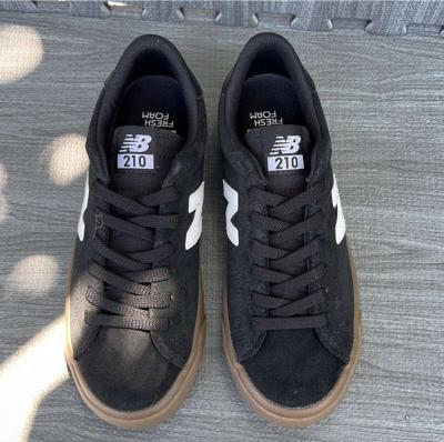 new balance MENS size 4 - Thumbnail 2