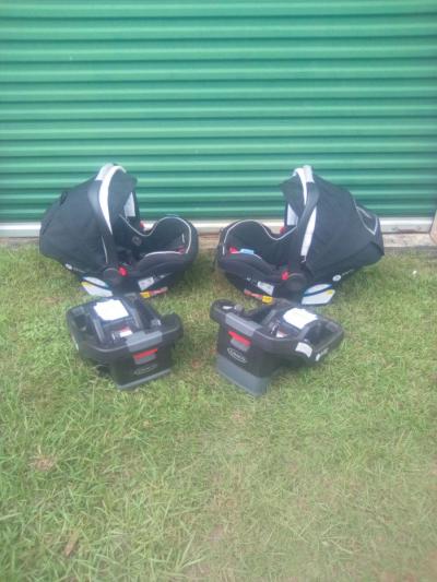 2020 Graco snugride snuglock 35 - Thumbnail 3