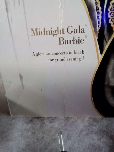 CLASSIQUE Midnight Gala Barbie - Thumbnail 2