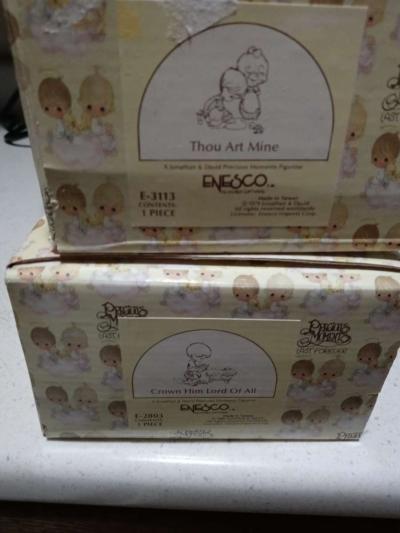 2 VINTAGE PRECIOUS MOMENTS FIGURES BOTH ARE FROM 1979 - Kokomo, Indiana