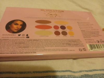 eyeshadow palettes full size four five of them - Thumbnail 5