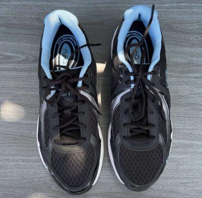 womens size 10 - Thumbnail 2