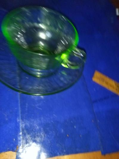 Hazel Atlas fruits uranium glass cup and saucer - Thumbnail 4