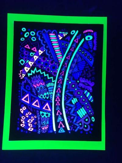 Hand made velvet posters that also glow in blacklight - Thumbnail 3