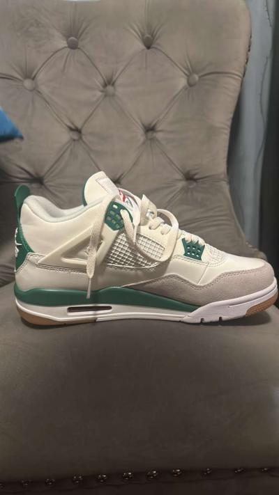 air Jordan 4s pine green - Thumbnail 5