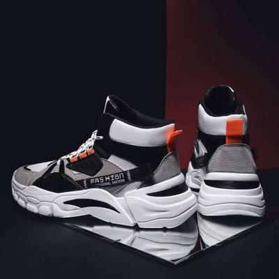 am selling shoes - Thumbnail 2