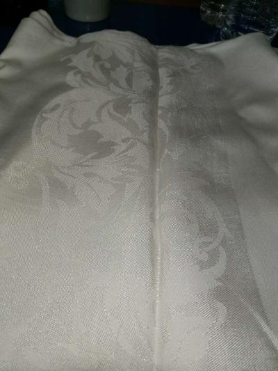 Vintage Linen Tablecloth and 8 napkins - Thumbnail 2