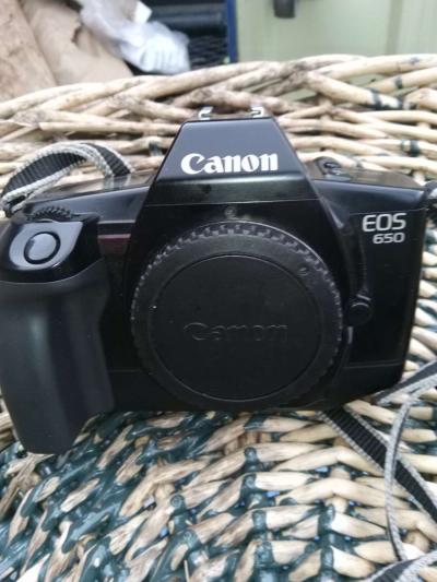 Canon EOS and accessories - Thumbnail 2