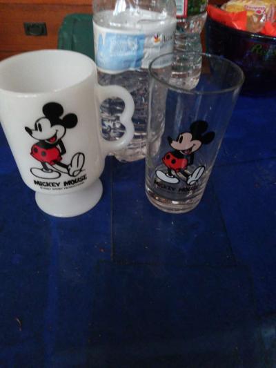Mickey Mouse coffee mug and Tumbler - Thumbnail 4